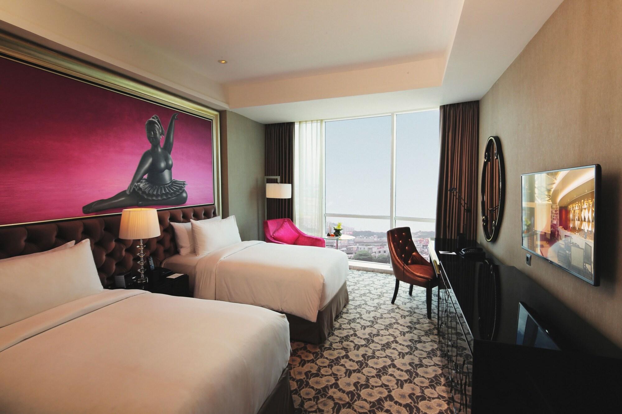 Hotel Ciputra World Surabaya Managed By Swiss-Belhotel International Buitenkant foto