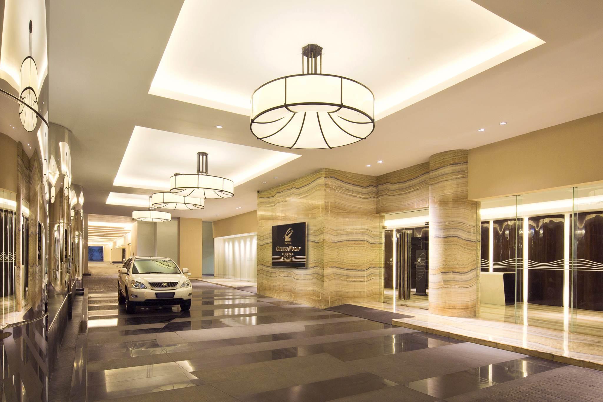 Hotel Ciputra World Surabaya Managed By Swiss-Belhotel International Buitenkant foto