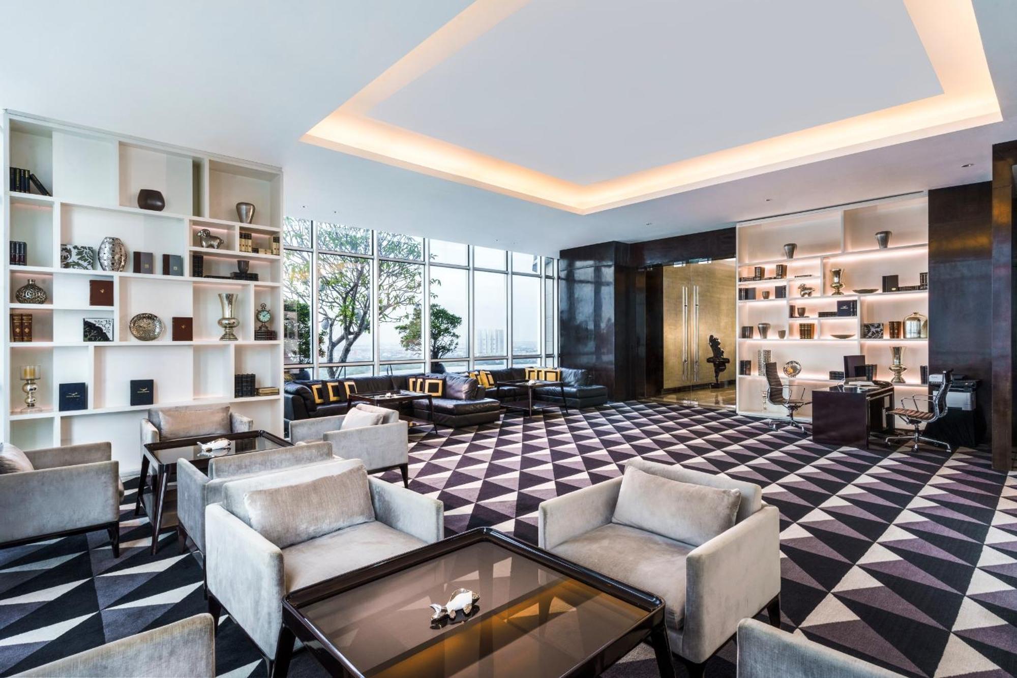 Hotel Ciputra World Surabaya Managed By Swiss-Belhotel International Buitenkant foto