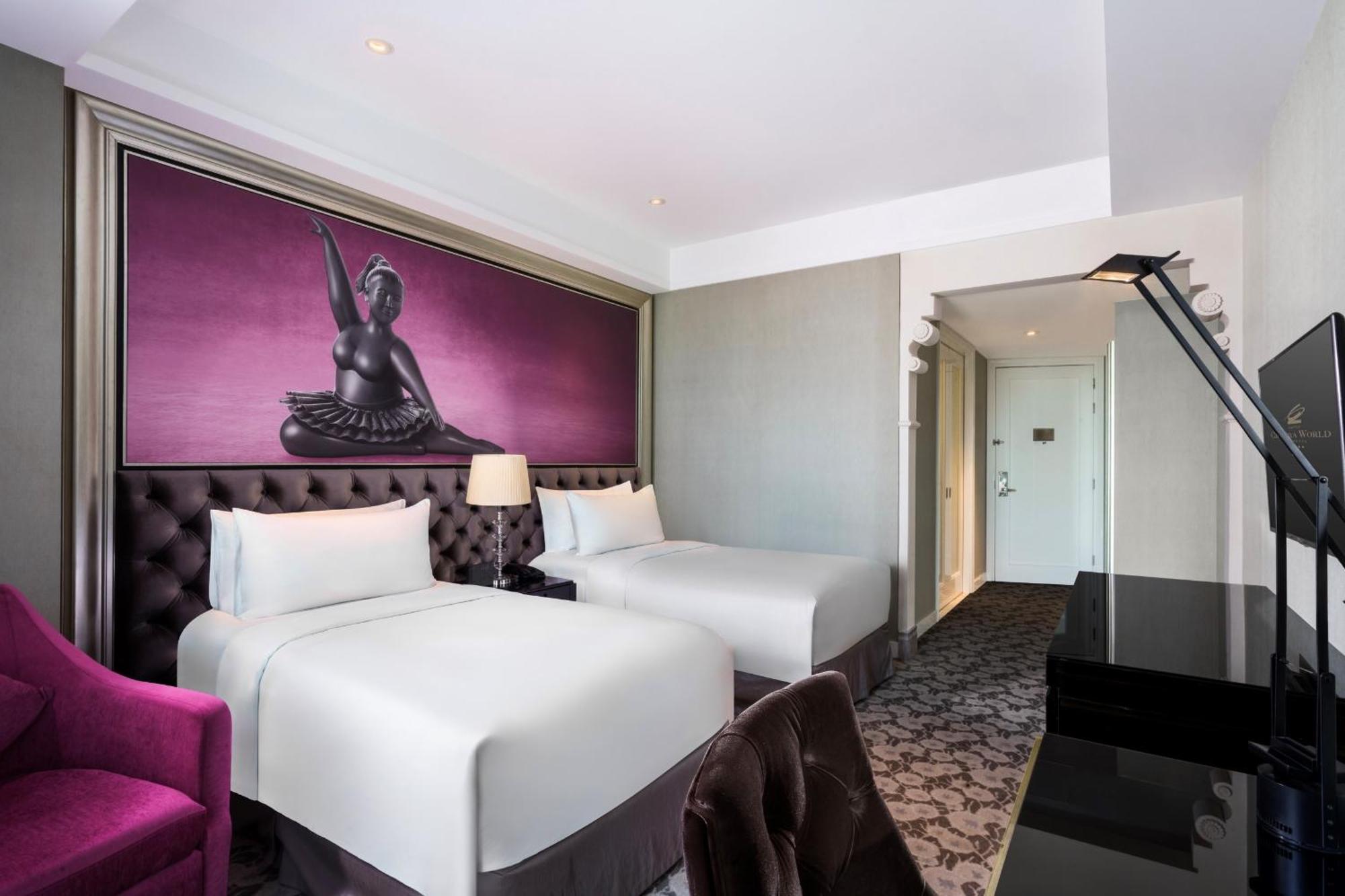Hotel Ciputra World Surabaya Managed By Swiss-Belhotel International Buitenkant foto
